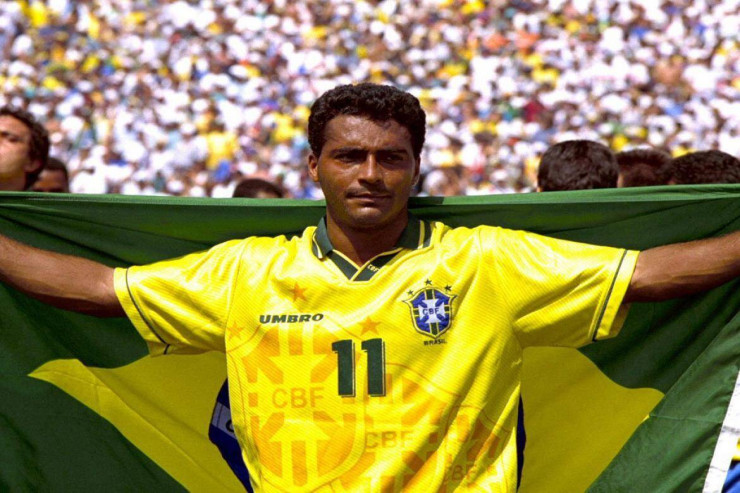 Məşhur braziliyalı veteran futbolçu xəstəxanaya yerləşdirildi