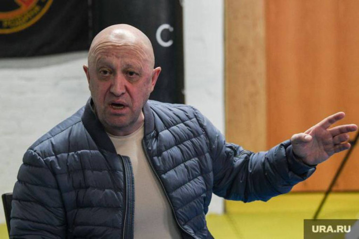 Priqojinin  barmağını   kim kəsib?