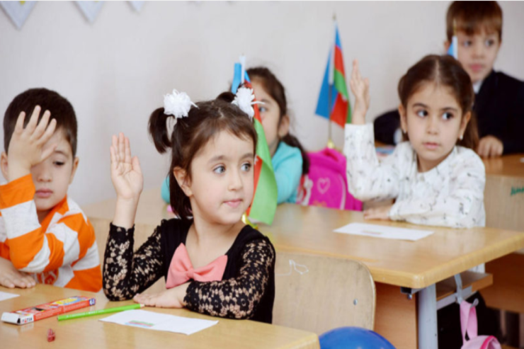 Bu məktəblərdə 1-ci siniflərə  prioritetsiz qəbul   aparılacaq - SİYAHI