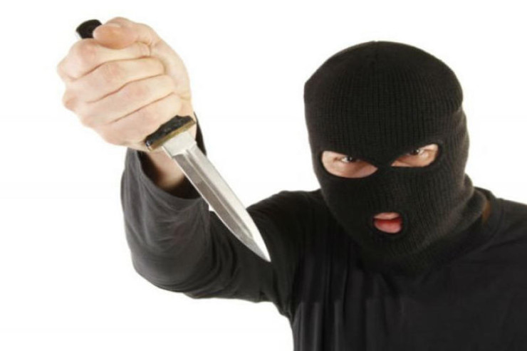 Bakıda aptekə basqın edən maskalılar  tutuldu