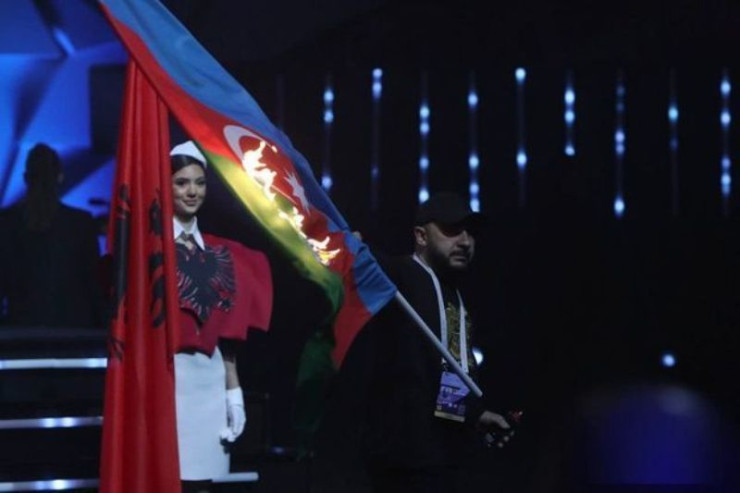 Bayrağımıza hörmətsizlik etdiyinə görə Ermənistan CƏZALANDIRILDI 