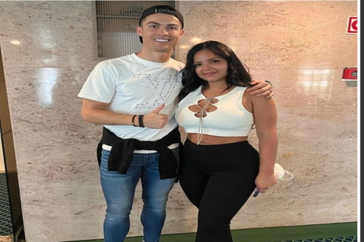 ŞOK İDDİA: “Ronaldo ilə  bir gecə yatdım” 