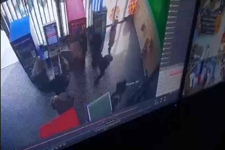 Bakıda hipermarketdə baş verən atışmanın HADİSƏ ANI 