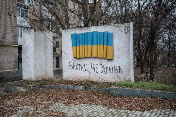 Baxmutda rus hərbçiləri arasında itkilər çox yüksəkdir - Ukrayna SQ 