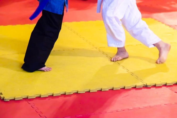 Deputatdan həmkarına ÇAĞIRIŞ: "Münaqişəni  “kişi kimi”   həll edək"