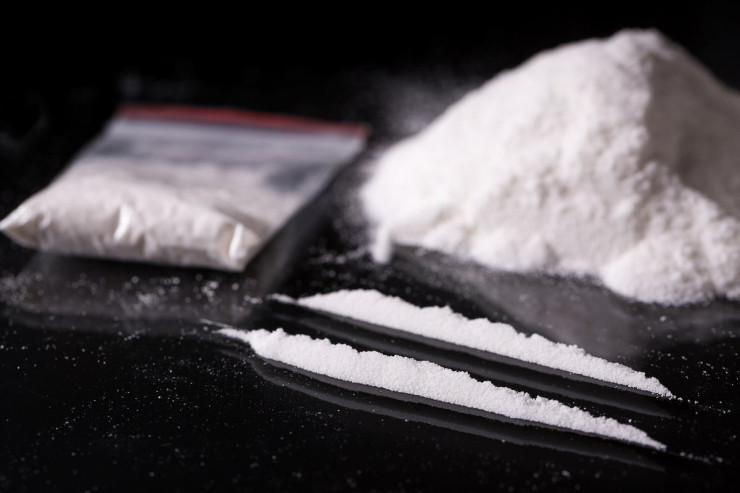 Üzərində 1 kiloqramdan artıq heroin aşkarlandı