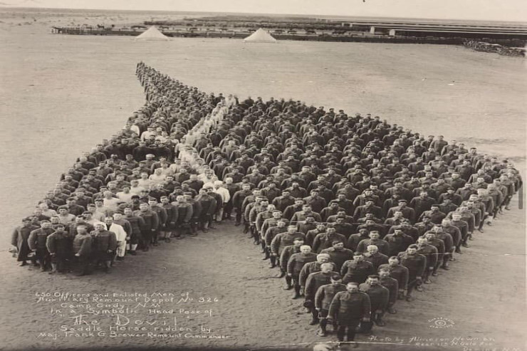 Müharibədə ölən atlar belə anıldı 
