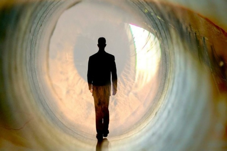 Ürəyi  yarım saat   dayanan kişi "nələr gördüyünü" DANIŞDI