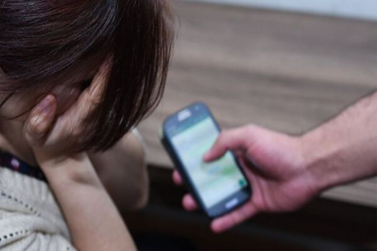 Sumqayıtda ŞOK:  13 yaşlı qızı şəkilləri ilə şantaj etdilər