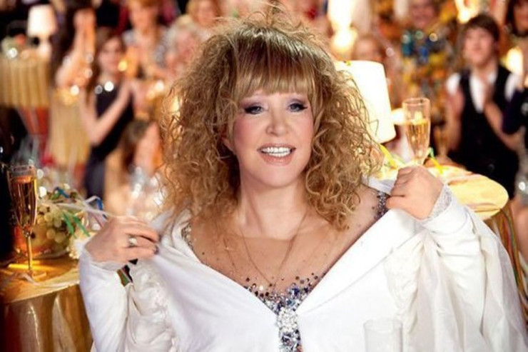 Alla Puqaçova Rusiyaya  qayıtdı  