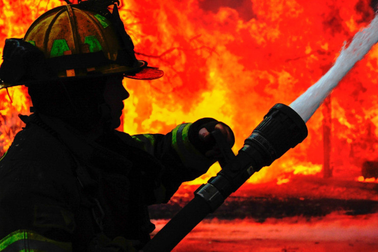 İrəvan teatrının əmlakı yanıb? - Direktor Lent.az-a DANIŞDI 