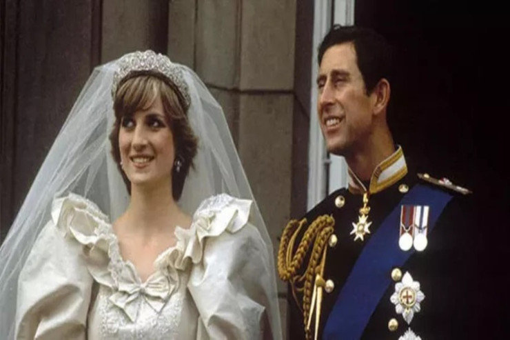 Şahzadə Diananın zinət əşyaları HƏRRACDA 