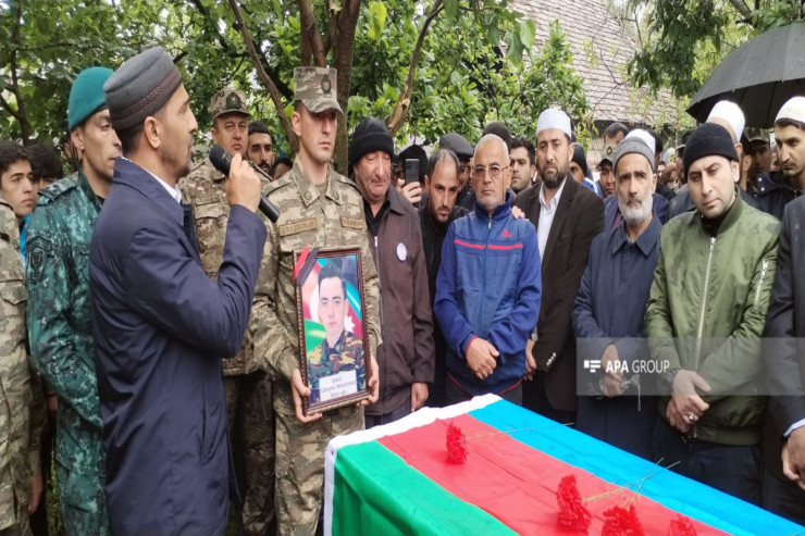 Şəhidimiz Qəbələdə dəfn edildi - FOTO 