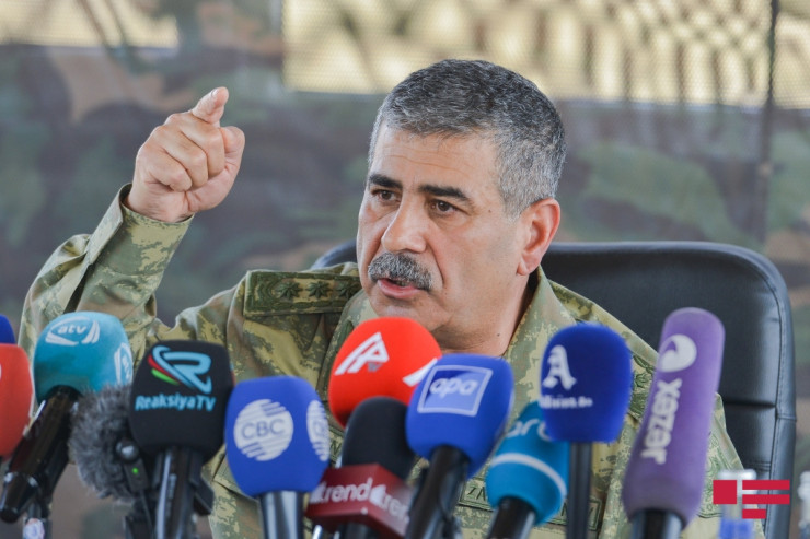 Zakir Həsənov müşavirə keçirdi: "Düşmənə xeyli zərər vurmuşuq" 