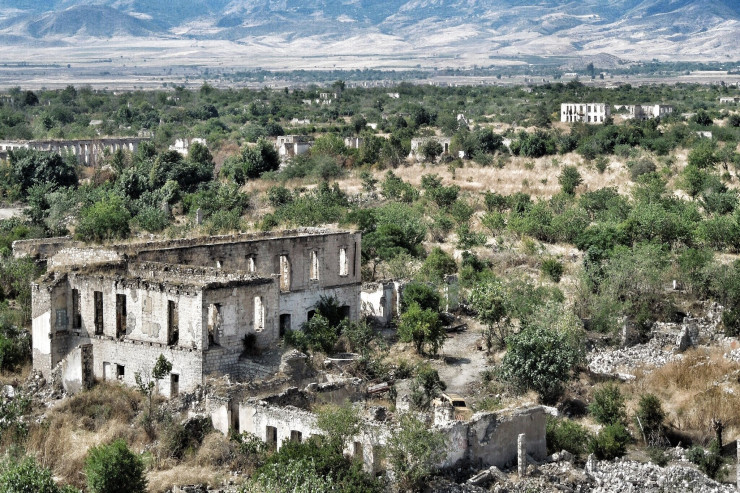 Füzulidə arabası ilə birlikdə basdırılmış hökmdar məzarı tapılıb