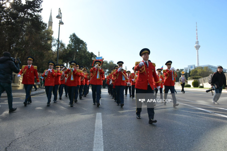 Bakıda Zəfər yürüşü keçirilib - FOTO  -VİDEO  -YENİLƏNİB 