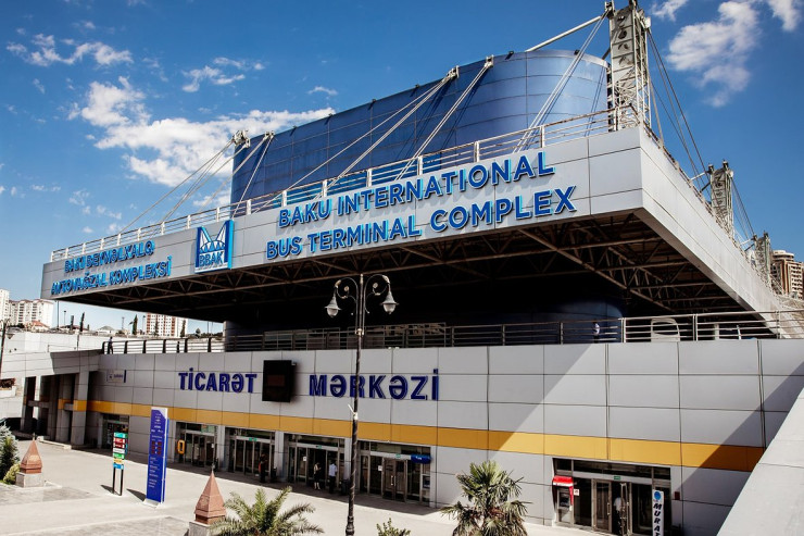 Bakı avtovağzalında QƏTL:   kişini girişdə öldürdülər -  YENİLƏNİB 