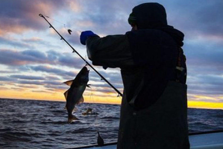Balıq tutmağa getmədiyi üçün dostunu GÜLLƏLƏDİ 