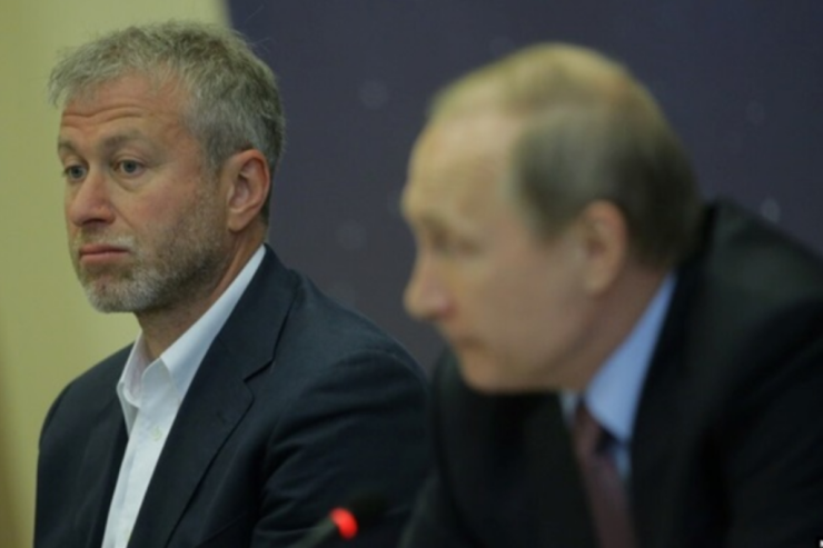 Abramoviçin Putinin dostları ilə milyonlarla dollarlıq  gizli sövdələşməsi   üzə çıxdı