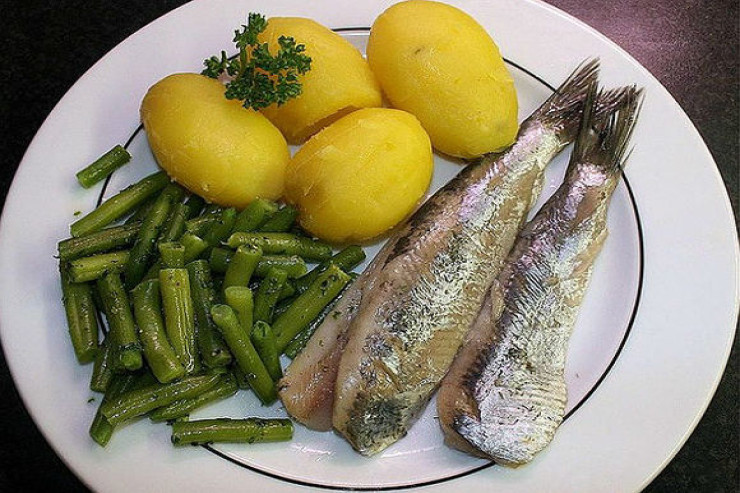 Dietoloq ən sağlam balıqları  açıqladı 