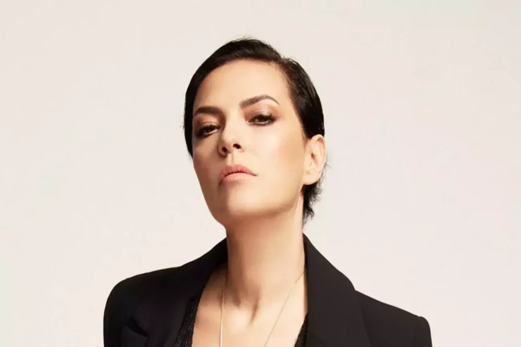 Yeşim Salkımdan acı etiraf “Cinsi zorakılığa məruz qaldım” 