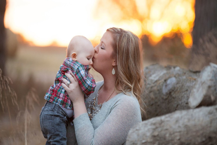 Daha gec  uşaq doğan qadınlar   daha çox yaşayır - İDDİA