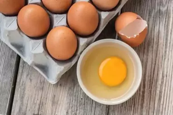 Çiy yumurta  yemək olar? - Dietoloq danışdı