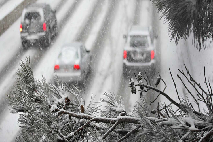 Azərbaycanda bu ərazilərə qar yağdı - FAKTİKİ HAVA 