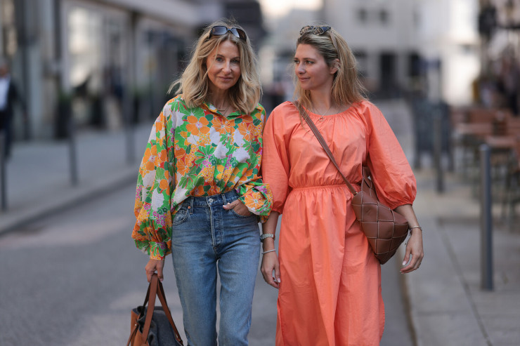 Stilistlər dəbdən düşmüş  geyimləri açıqladılar