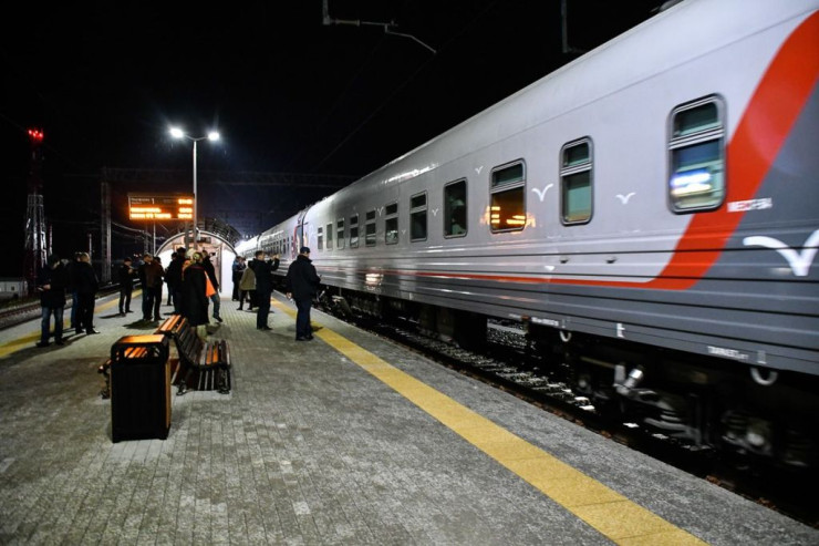  Məmurların qatarı   səhv istiqamətə getdi