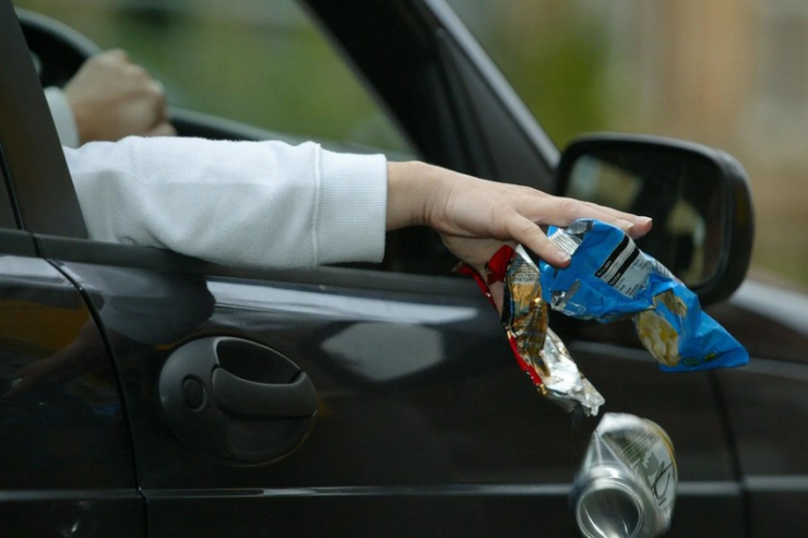 Maşından bayıra zibil atmağın cəriməsi nə qədərdir? - CAVAB 