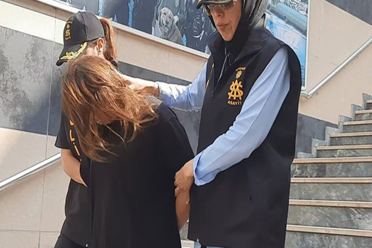 Oğlanı sevgilisi öldürdü,  cinayəti mesajlar açdı 