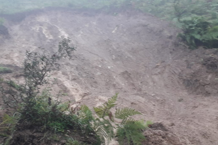 Oğuzda torpaq sürüşməsi oldu
