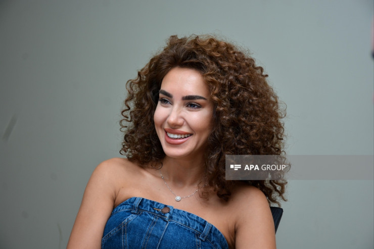 “İstənilən xalq artistini susdura bilərəm” - Mehinlə QALMAQALLI MÜSAHİBƏ  
