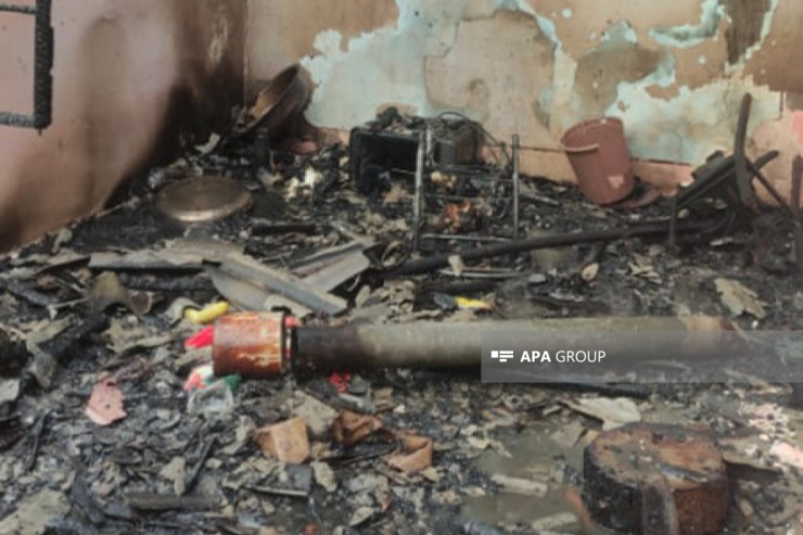 Bakıda mağaza yandı