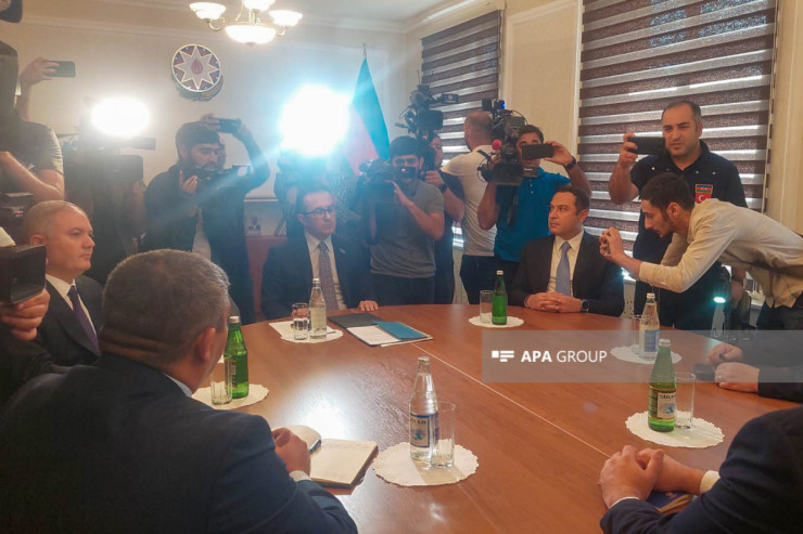 Qarabağ erməniləri ilə görüş başa çatdı - FOTO  - YENİLƏNİB 