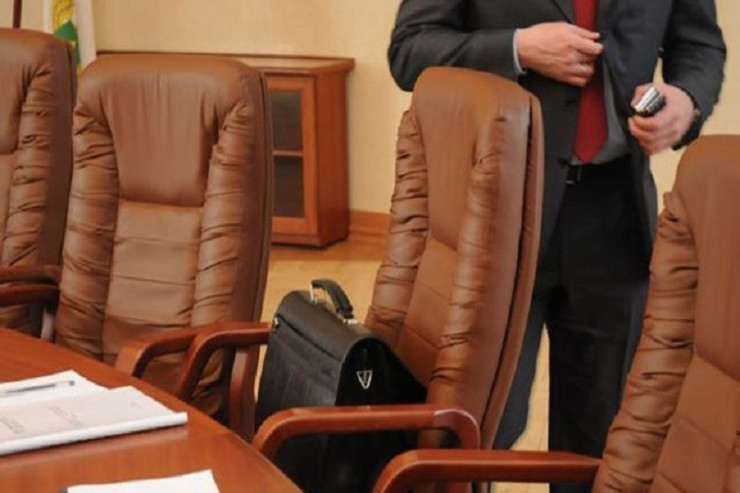 Təhsil sektorunda daha bir KORRUPSİYA