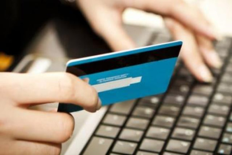 Bu şəxslərlə bank məlumatlarınızı BÖLÜŞMƏYİN 