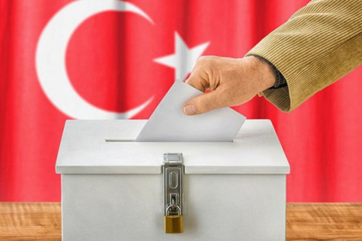 Türkiyədə seçkilərdə səslərin 99 faizi hesablandı 