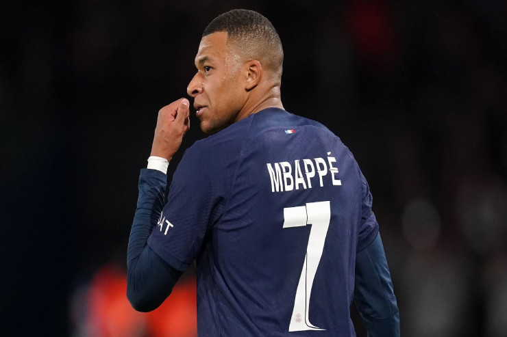 Mbappe "Real"la müqavilə imzaladı 