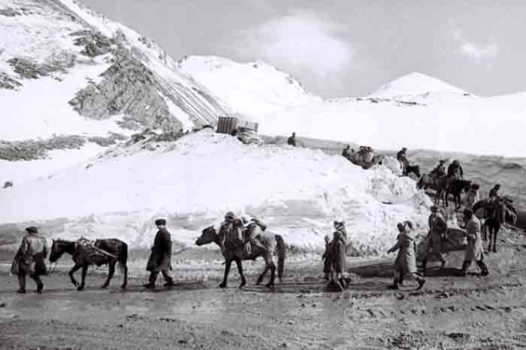 Ağdaban soyqırımından 32 il ötür