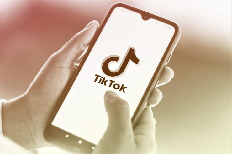 “TikTok”dan yenilik - foto paylaşmaq mümkün olur 