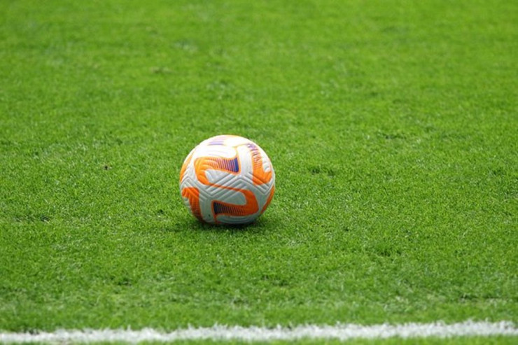 İngiltərədə iki futbolçu zorlamaya görə  saxlanıldı