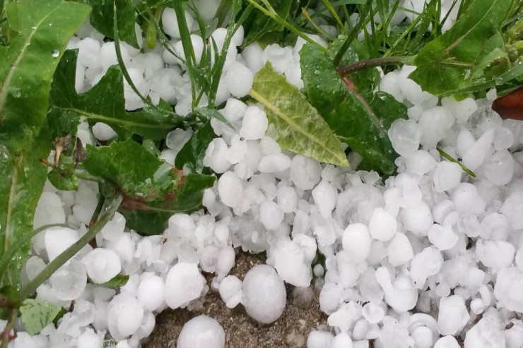 Hava  kəskin   dəyişəcək:  güclü leysan, dolu, sulu qar:   XƏBƏRDARLIQ