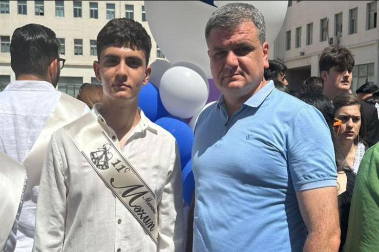 Tanınmış jurnalist oğlu ilə birgə TƏLƏBƏ OLDU 