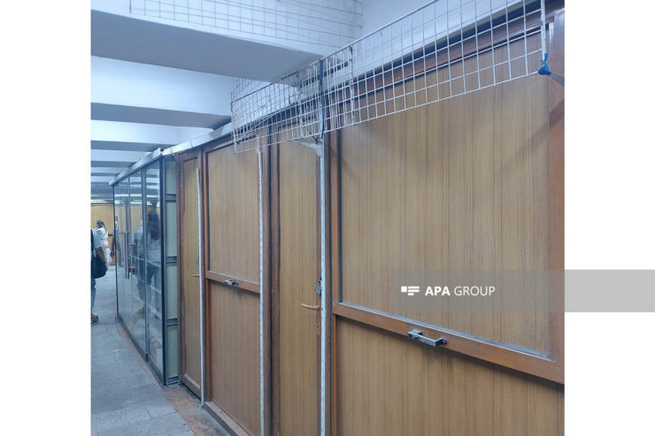 "20 Yanvar" metrostansiyasının yeraltı keçidlərində mağazalar bağlandı - FOTO 