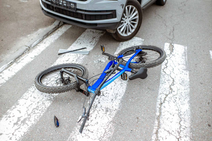 Samuxda "Kia" velosipedçini vurub öldürdü 