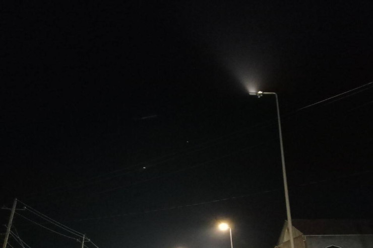 Mehdiabadda işıq dirəyi tərsinə quraşdırıldı - FOTO 