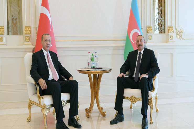 Azərbaycan və Türkiyə prezidentlərinin təkbətək görüşü  başladı