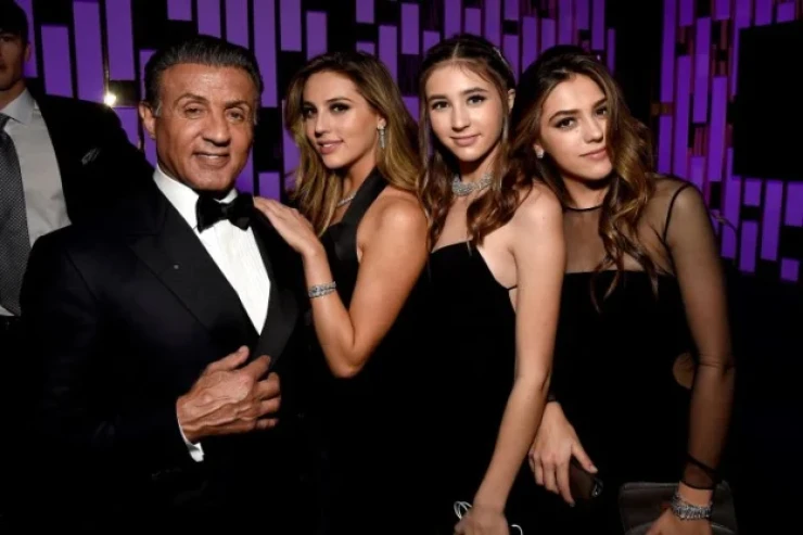 Məşhur aktyor qızlarını Rokki kimi məşq etdirir
